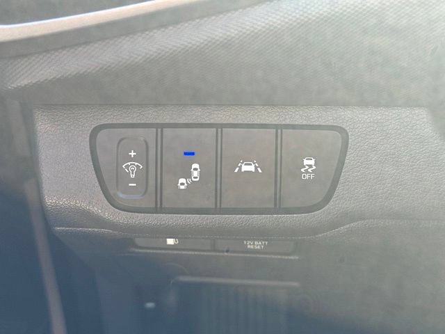 Used 2020 Hyundai Ioniq Limited FWD image 32