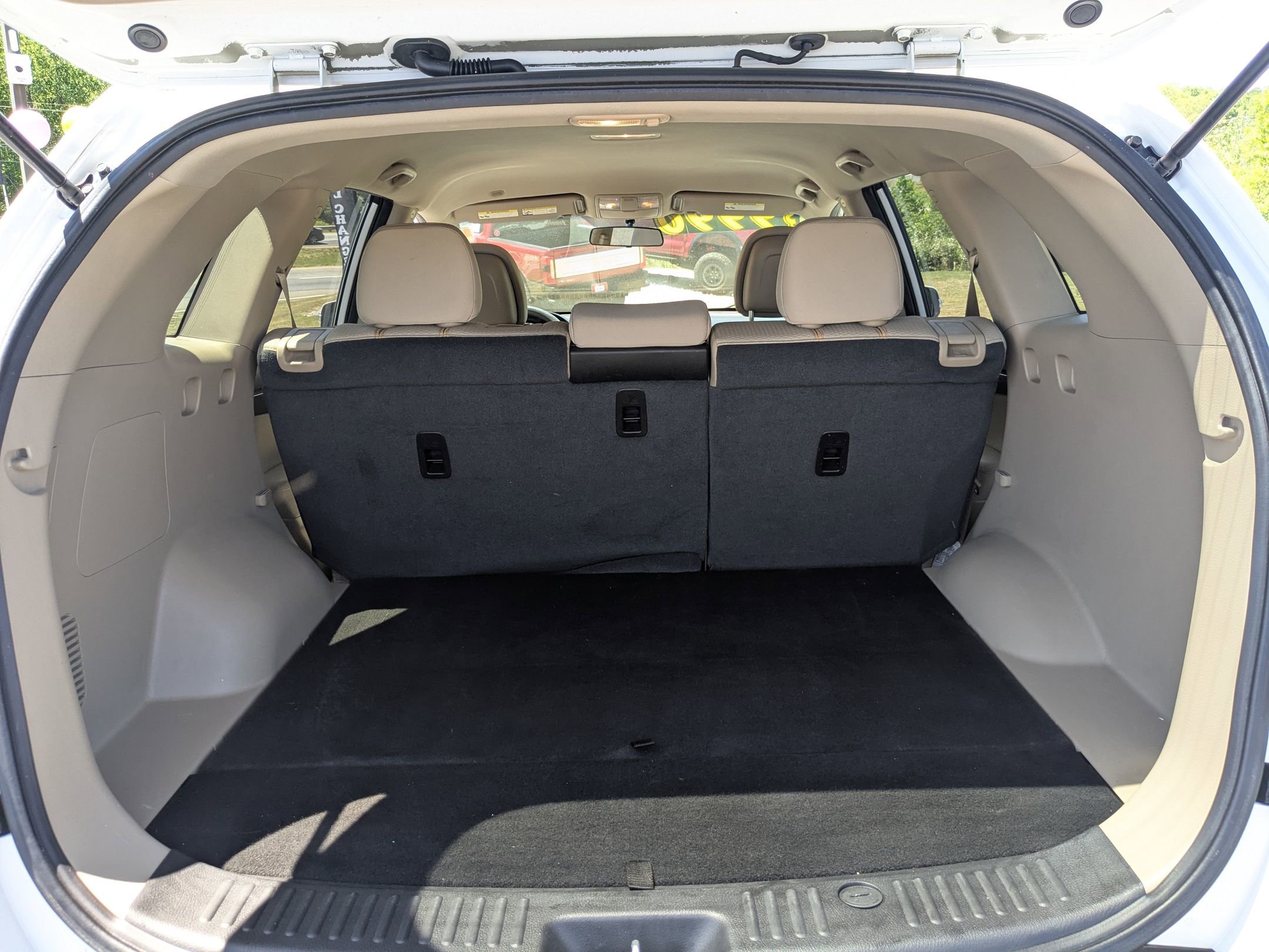 Used 2011 Kia Sorento LX image 22