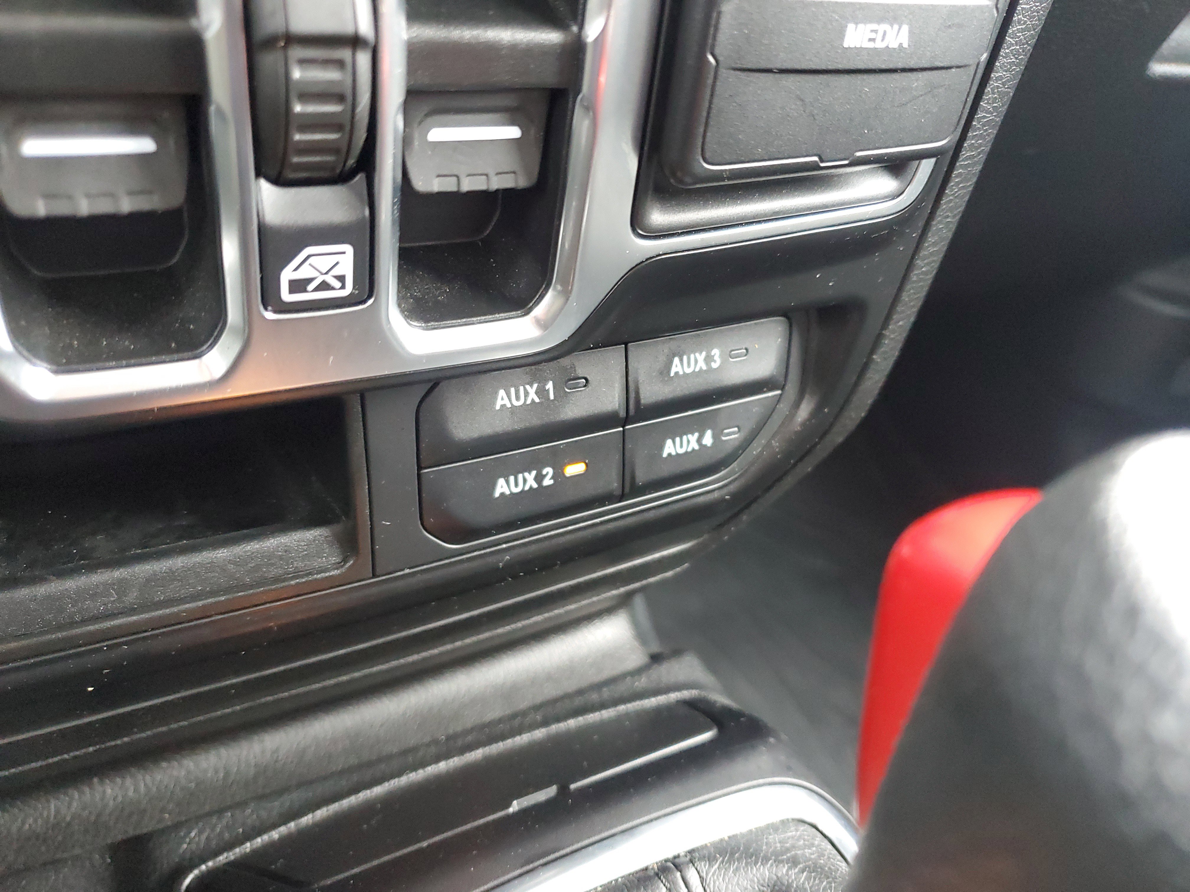 Used 2022 Jeep Gladiator Sport image 28