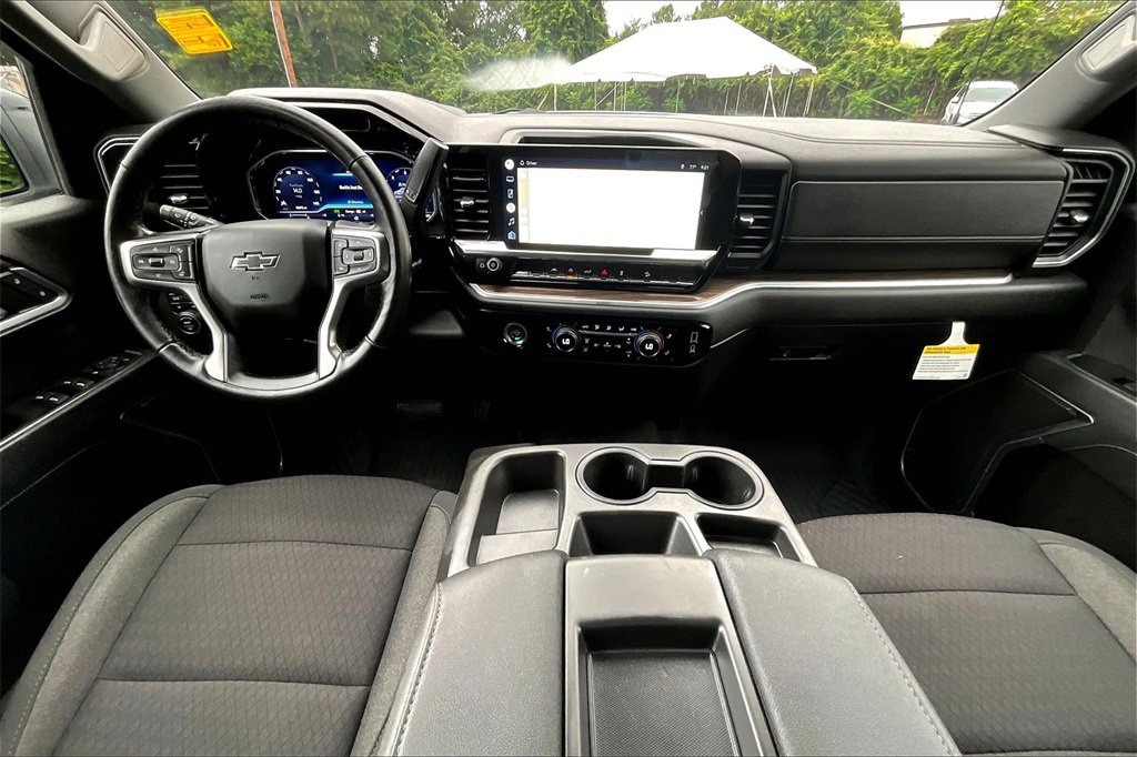 Certified 2022 Chevrolet Silverado 1500 RST image 8