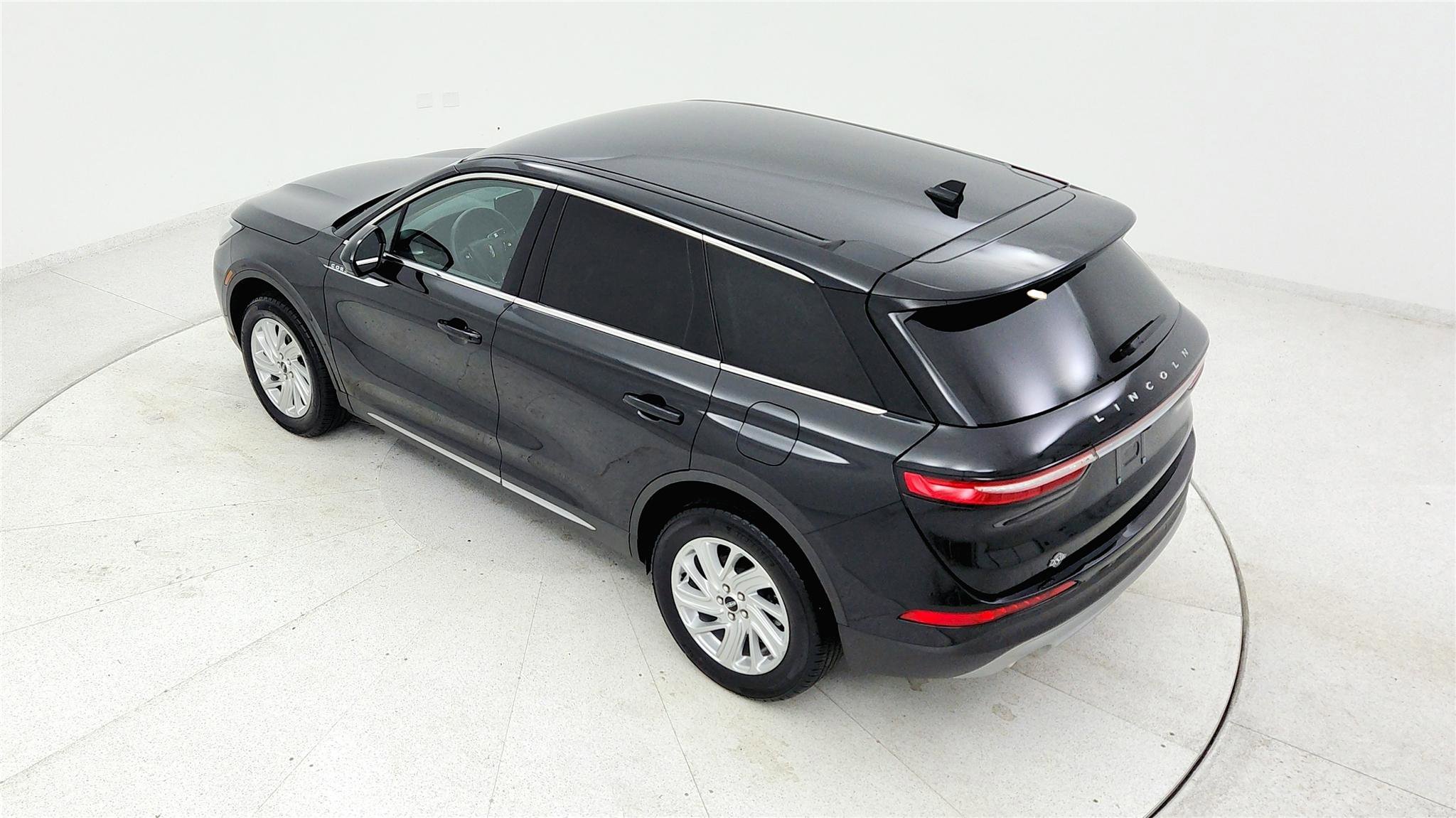 Used 2025 Lincoln Corsair FWD image 15