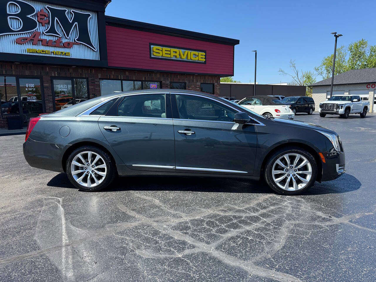 Used 2017 Cadillac XTS Luxury w/ Driver Awareness Package image 8