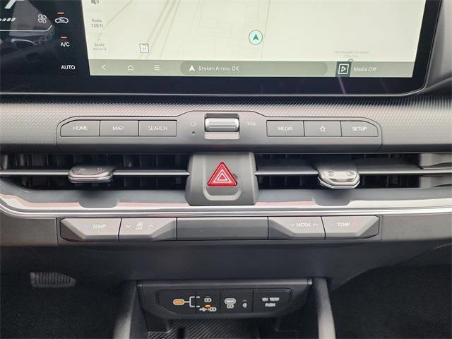 New 2025 Kia K4 GT-Line w/ GT-Line Sunroof Package image 21