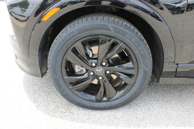 Used 2024 Buick Encore GX Sport Touring FWD image 10