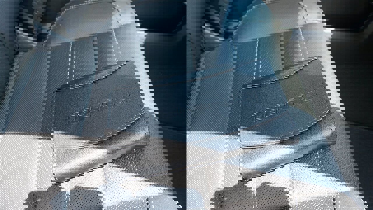 Used 2018 GMC Yukon Denali image 42