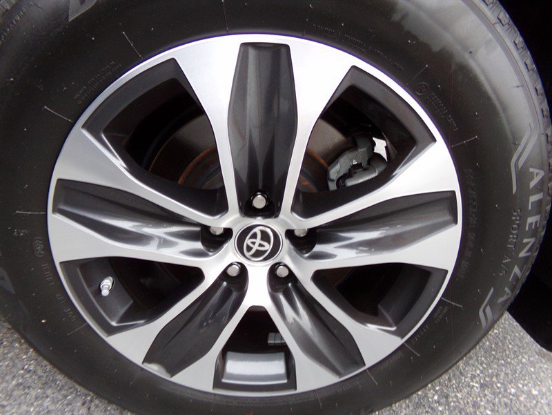 Used 2022 Toyota Highlander XLE image 73