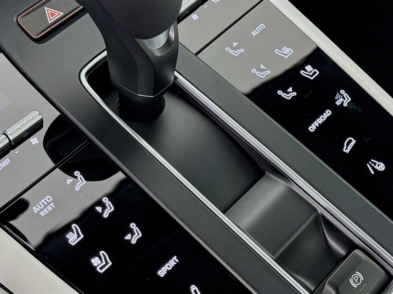 New 2026 Porsche Macan S image 22