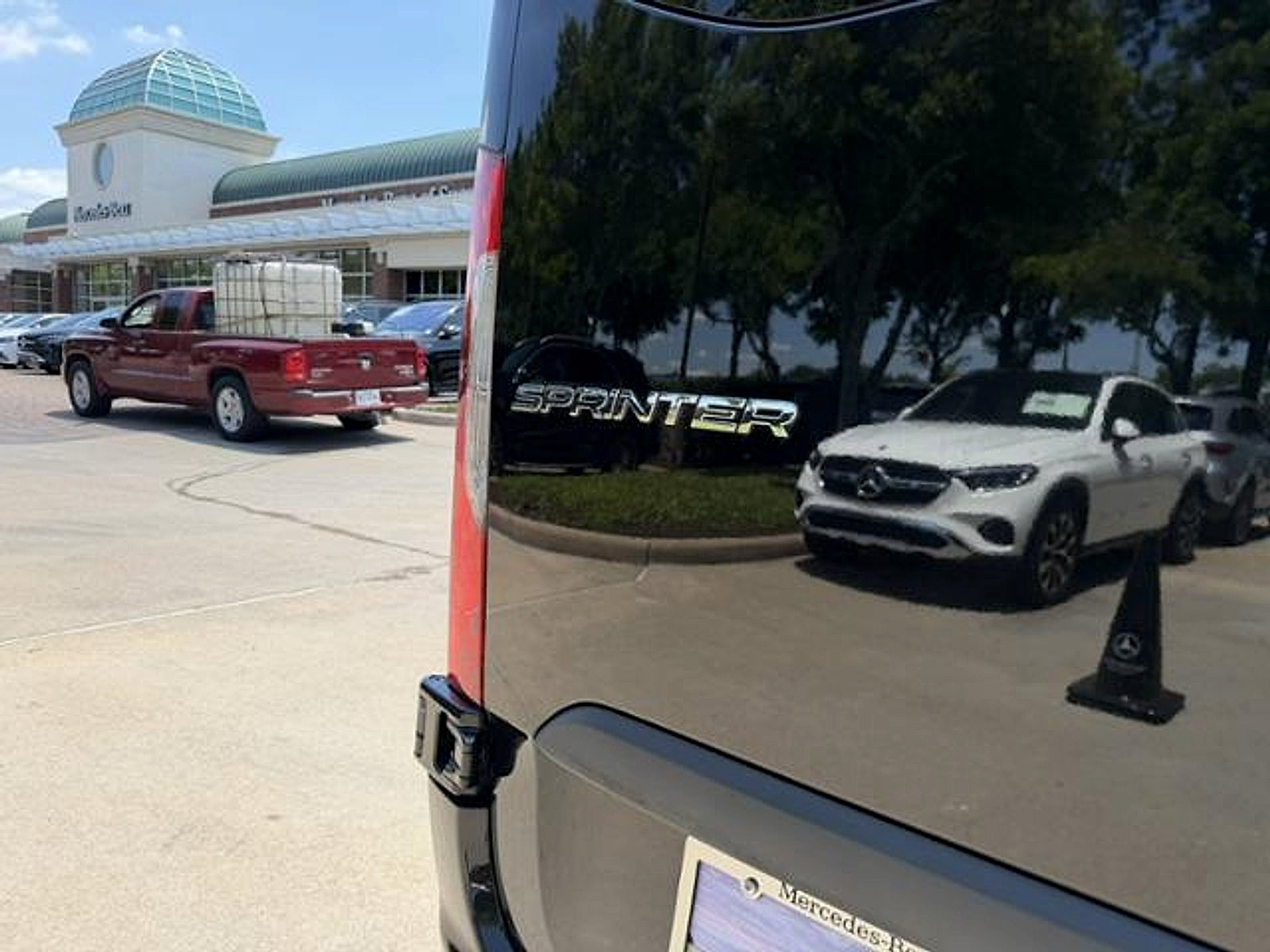 Certified 2025 Mercedes-Benz Sprinter 2500 image 19