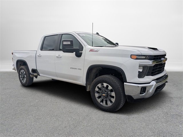New 2026 Chevrolet Silverado 2500 LT image 2