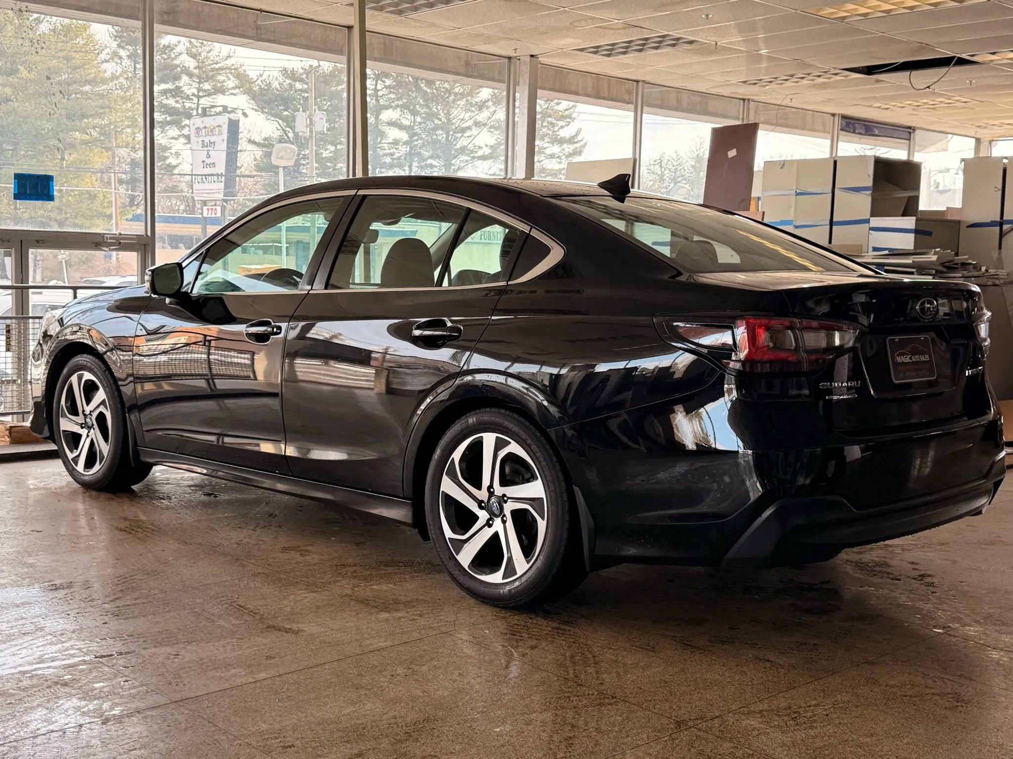 Used 2022 Subaru Legacy Limited w/ Popular Package #3 image 9