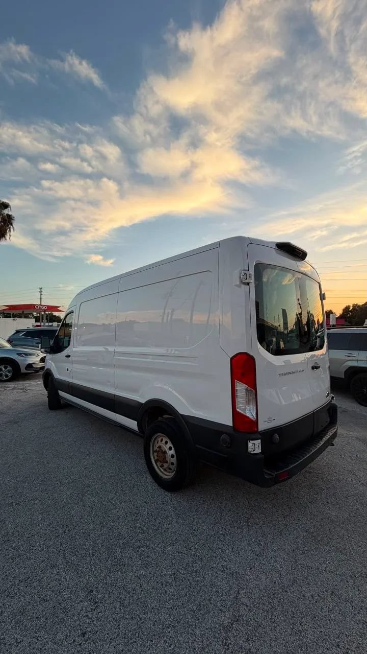 Used 2020 Ford Transit 250 Medium Roof AWD w/ Load Area Protection Package image 18