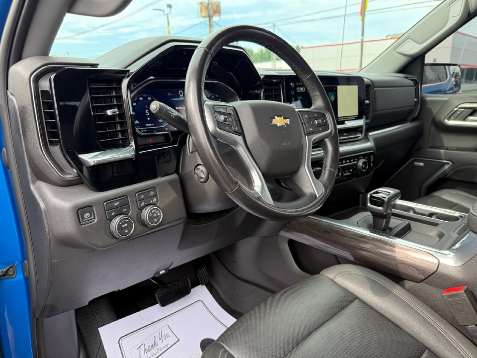 Used 2022 Chevrolet Silverado 1500 LTZ AWD/4WD image 18