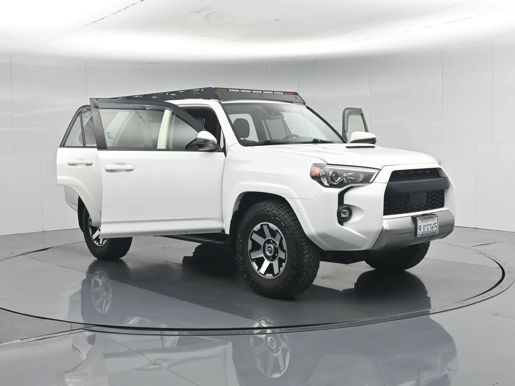 Used 2022 Toyota 4Runner TRD Off-Road AWD/4WD image 35