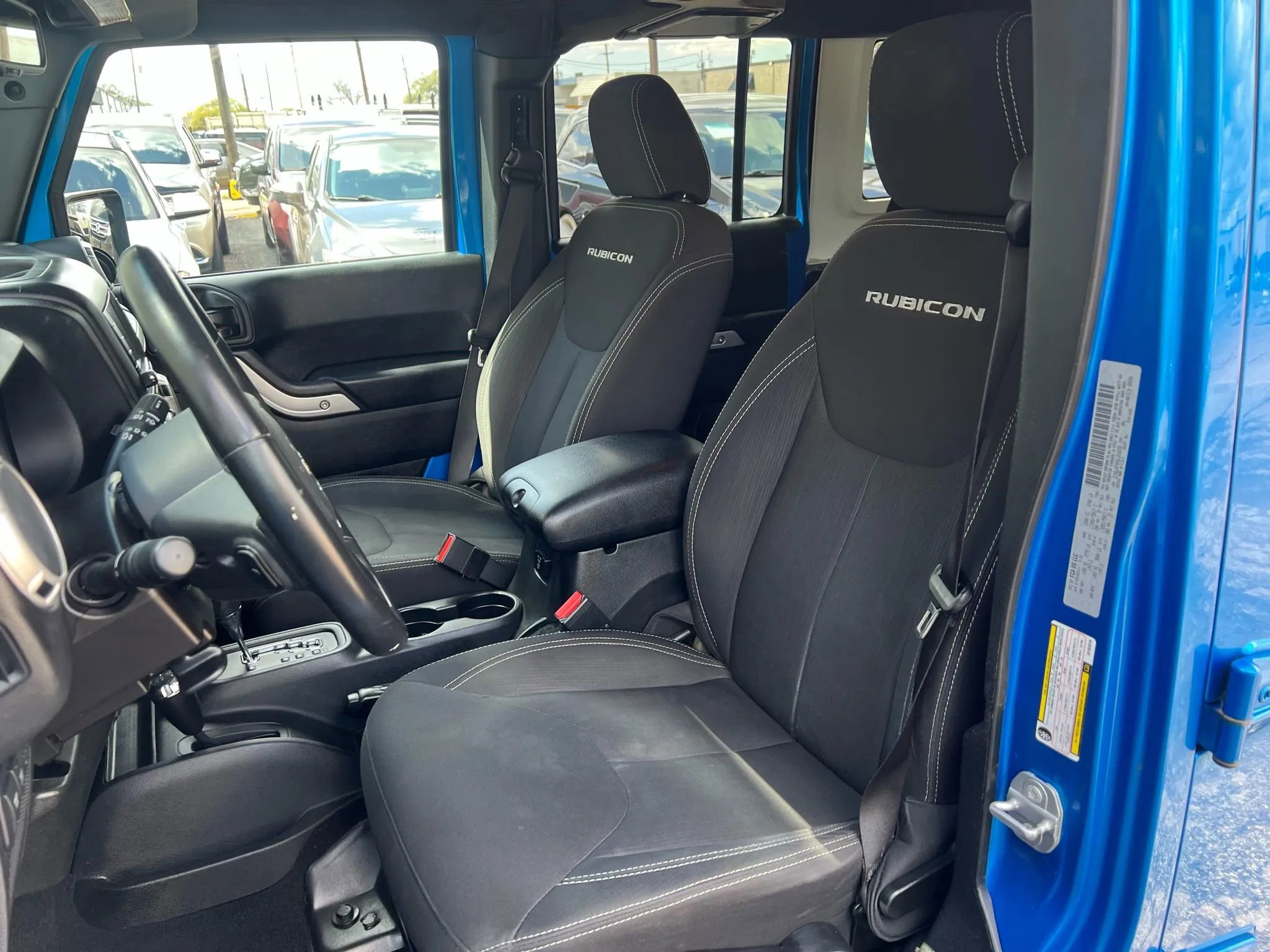 Used 2016 Jeep Wrangler Unlimited Rubicon w/ Connectivity Group image 21