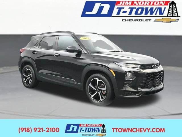 Used 2022 Chevrolet TrailBlazer RS FWD image 1