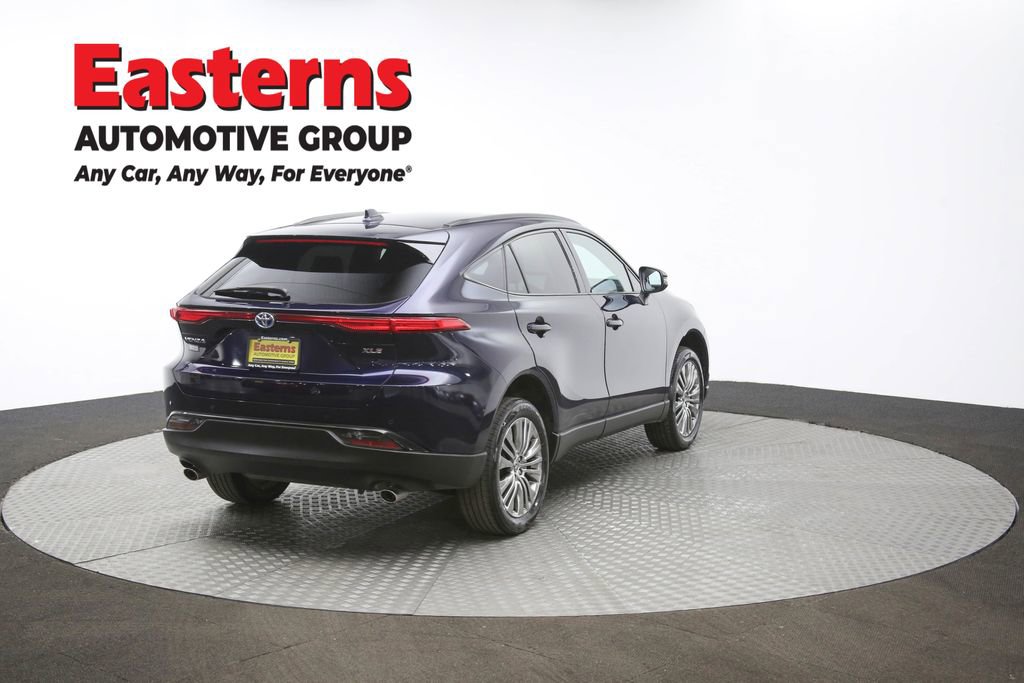 Used 2023 Toyota Venza XLE image 40