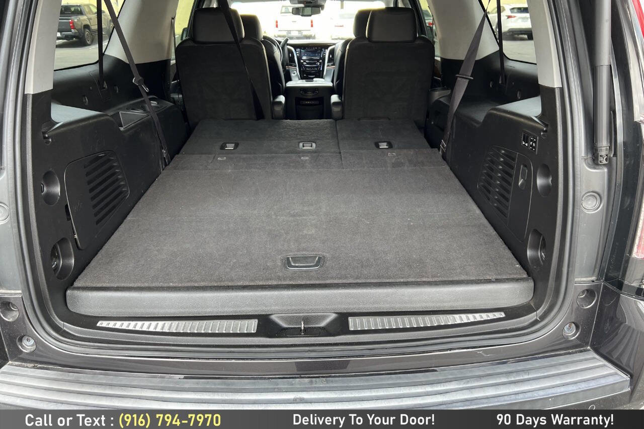 Used 2016 Cadillac Escalade ESV Premium AWD/4WD image 12