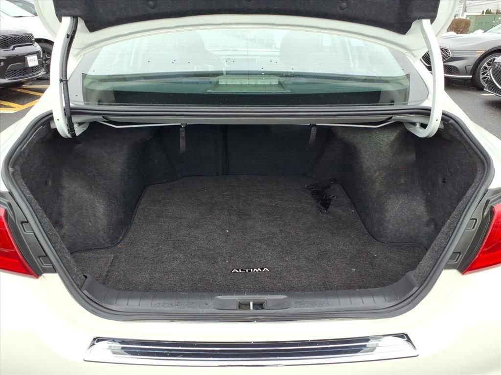 Used 2017 Nissan Altima 2.5 SV w/ Convenience Package image 19