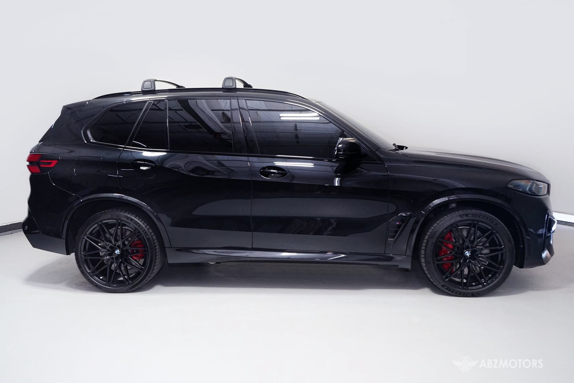 Used 2024 BMW X5 M Competition w/ Executive Package AWD/4WD image 3