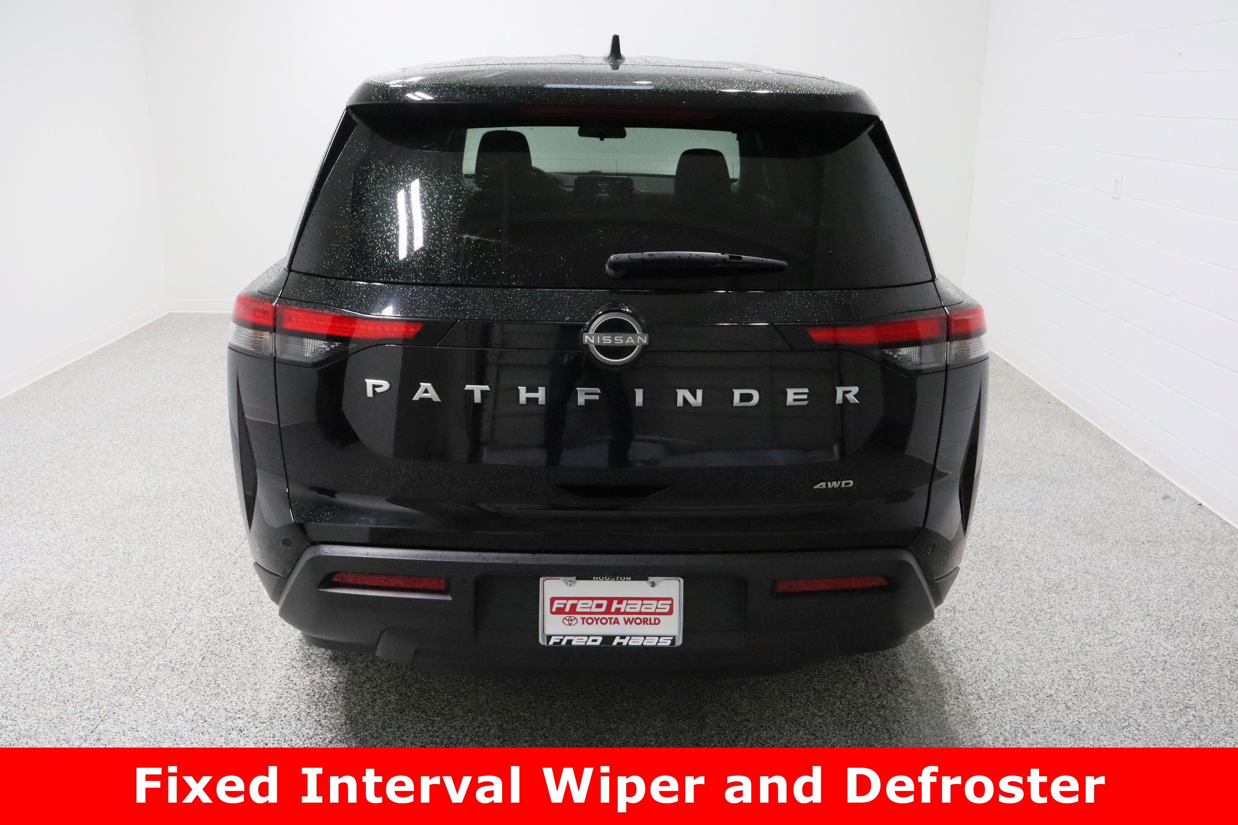 Used 2023 Nissan Pathfinder S image 8