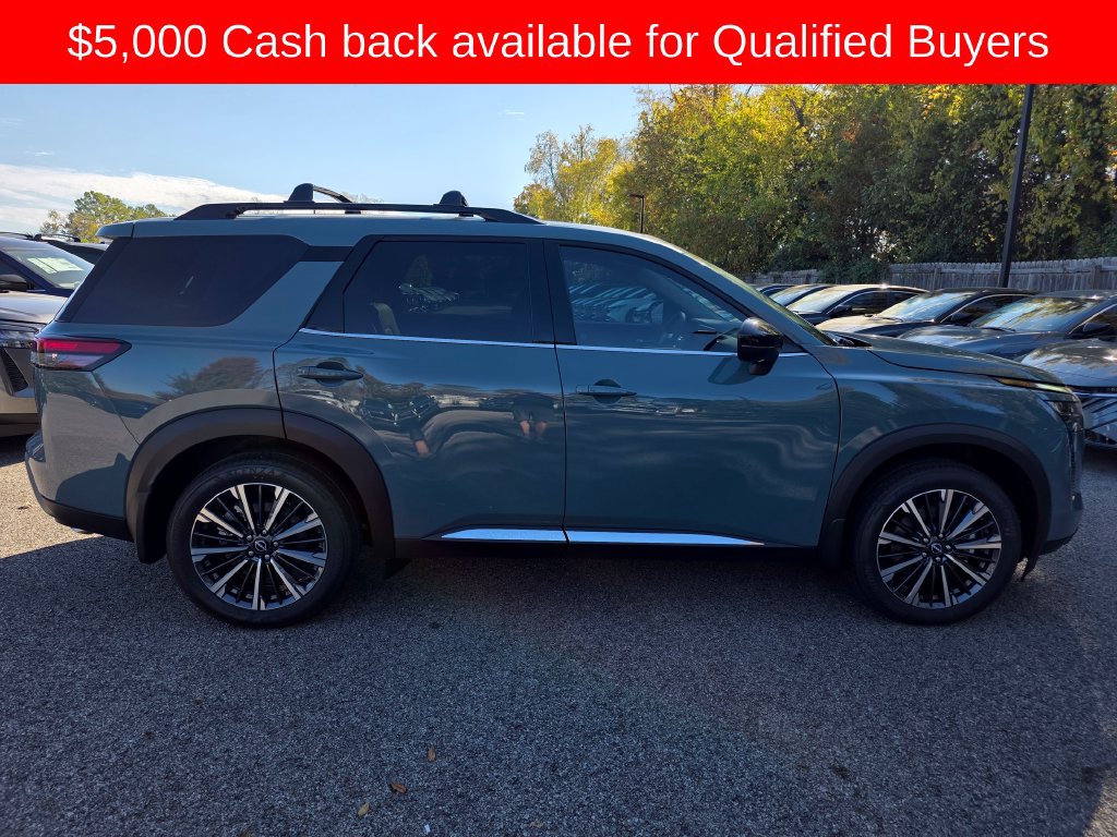New 2026 Nissan Pathfinder Platinum FWD image 12
