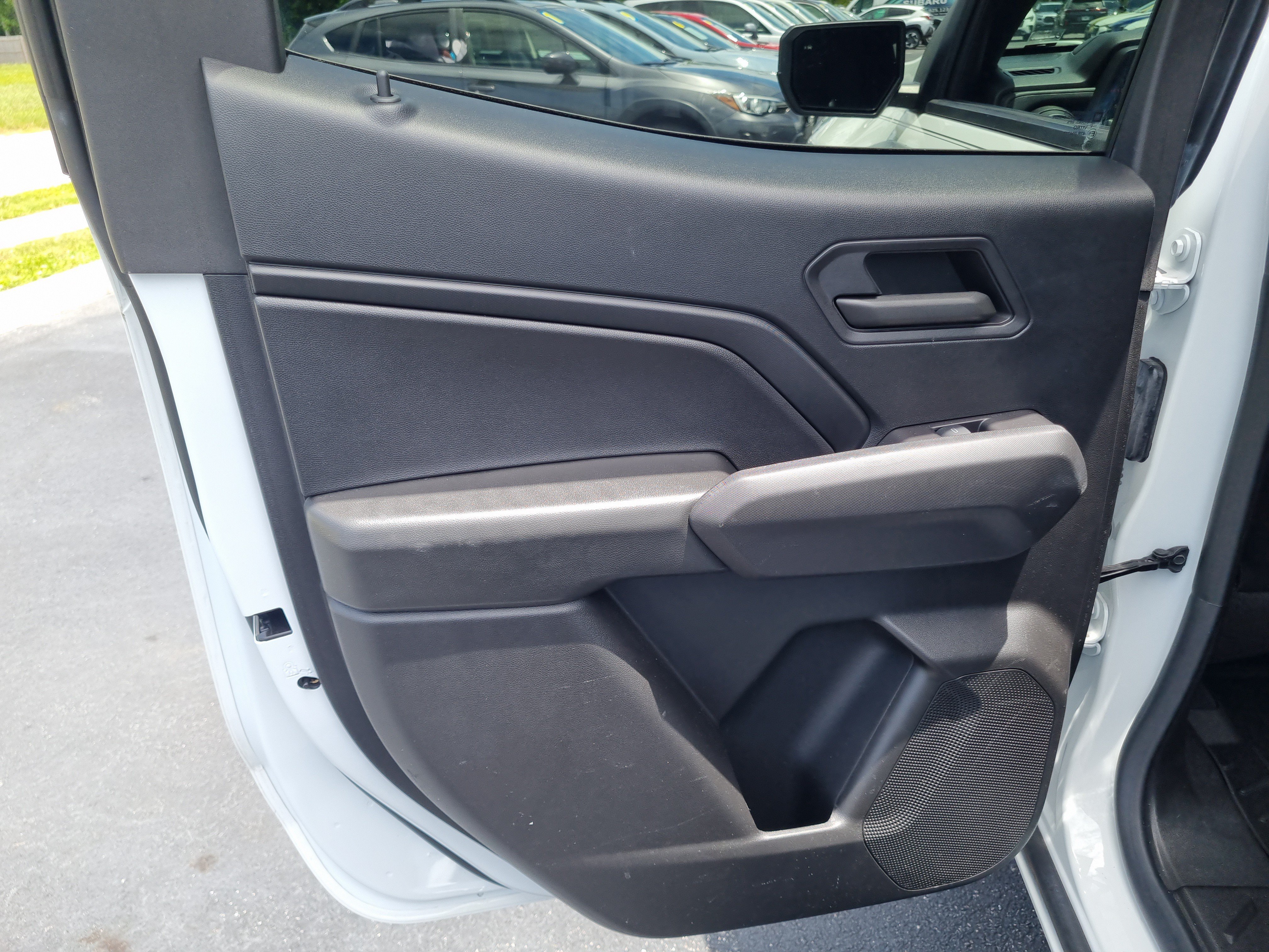 Used 2024 Chevrolet Colorado W/T w/ WT Convenience Package II RWD image 11