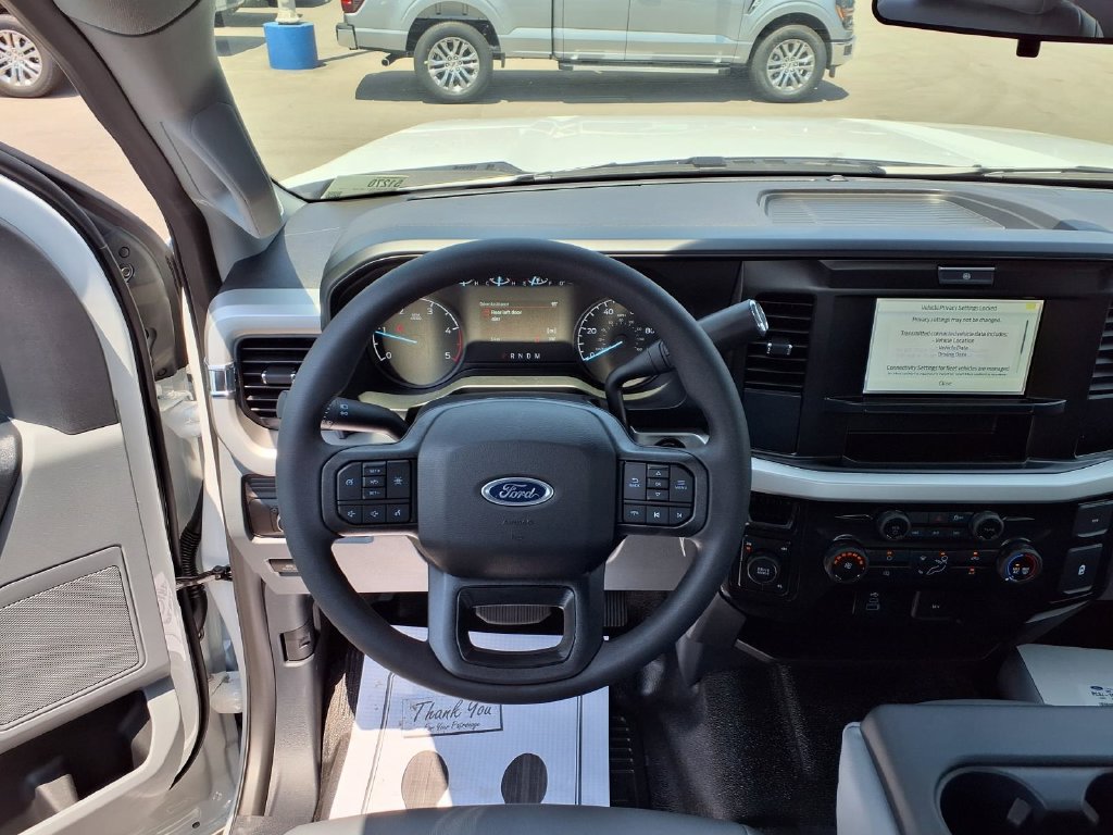New 2026 Ford F350 XL AWD/4WD image 3