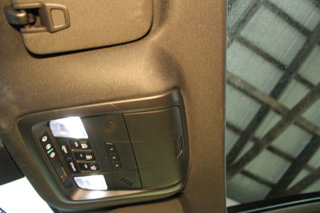 Used 2023 Buick Enclave Avenir w/ Trailering Package, 5000 lbs. image 32