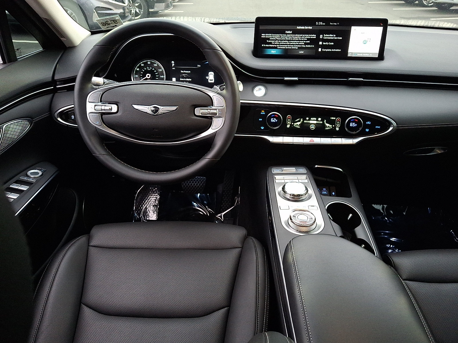 Certified 2024 Genesis GV70 2.5T AWD/4WD image 11