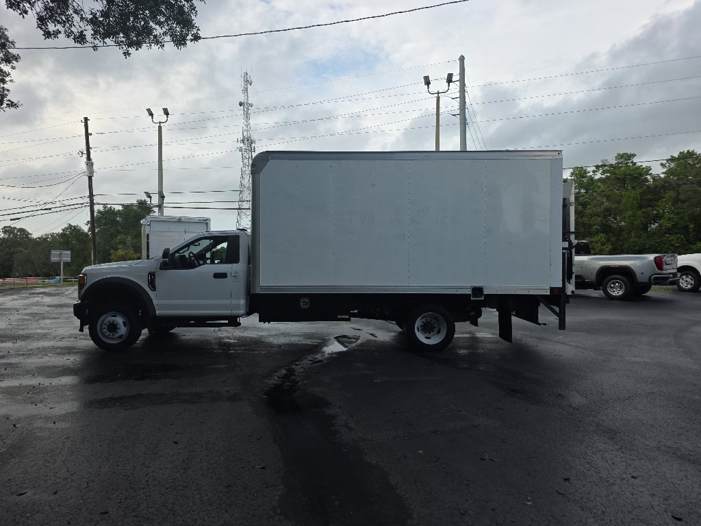 Certified 2022 Ford F550 2WD Regular Cab Super Duty image 6
