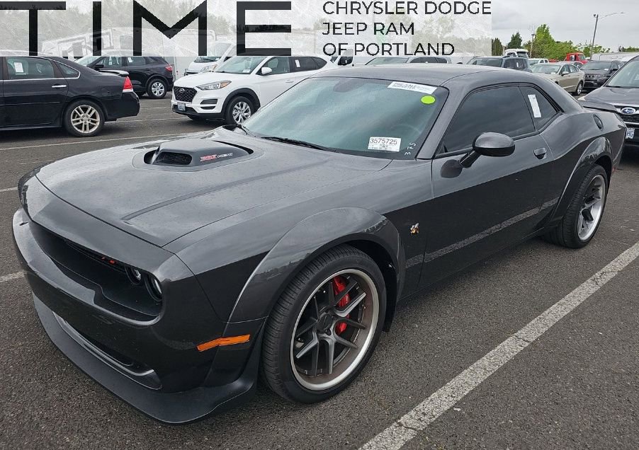 Used 2022 Dodge Challenger R/T Scat Pack RWD image 1