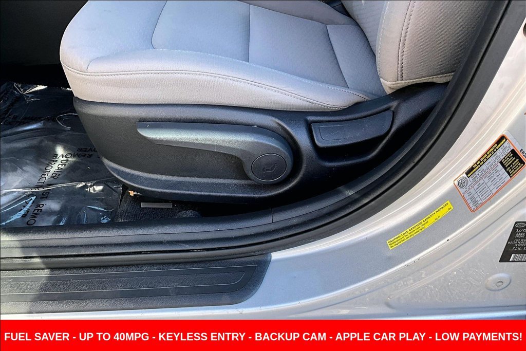 Used 2020 Hyundai Elantra SEL FWD image 38