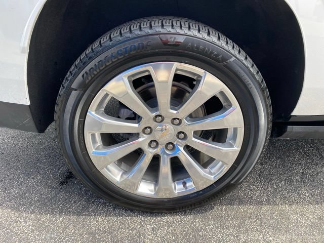 Used 2023 Chevrolet Suburban Premier AWD/4WD image 12
