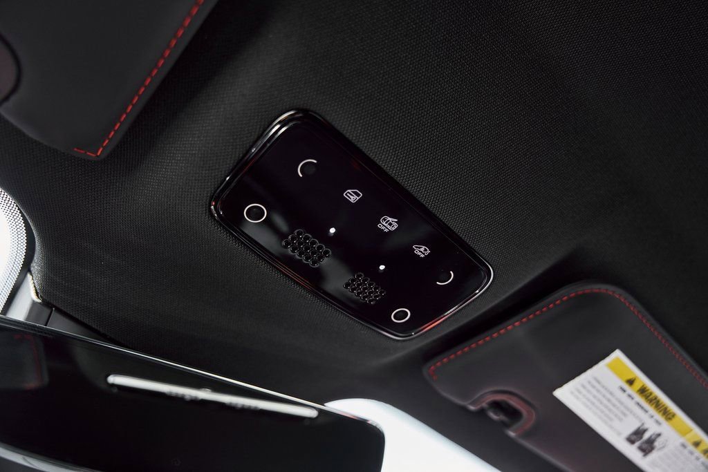 Used 2021 Ferrari SF90 Stradale image 72