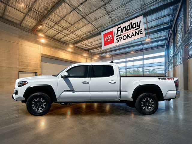 Certified 2023 Toyota Tacoma TRD Off-Road w/ Black Out Package (TMS) AWD/4WD image 3