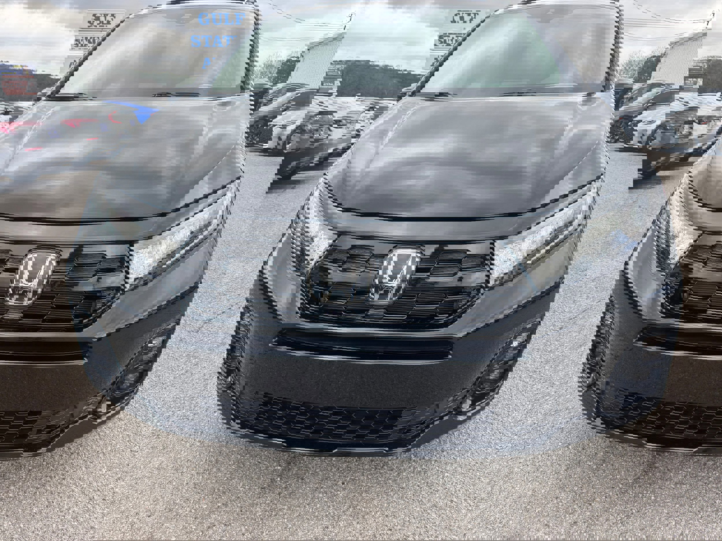 Used 2025 Honda Odyssey Elite image 2