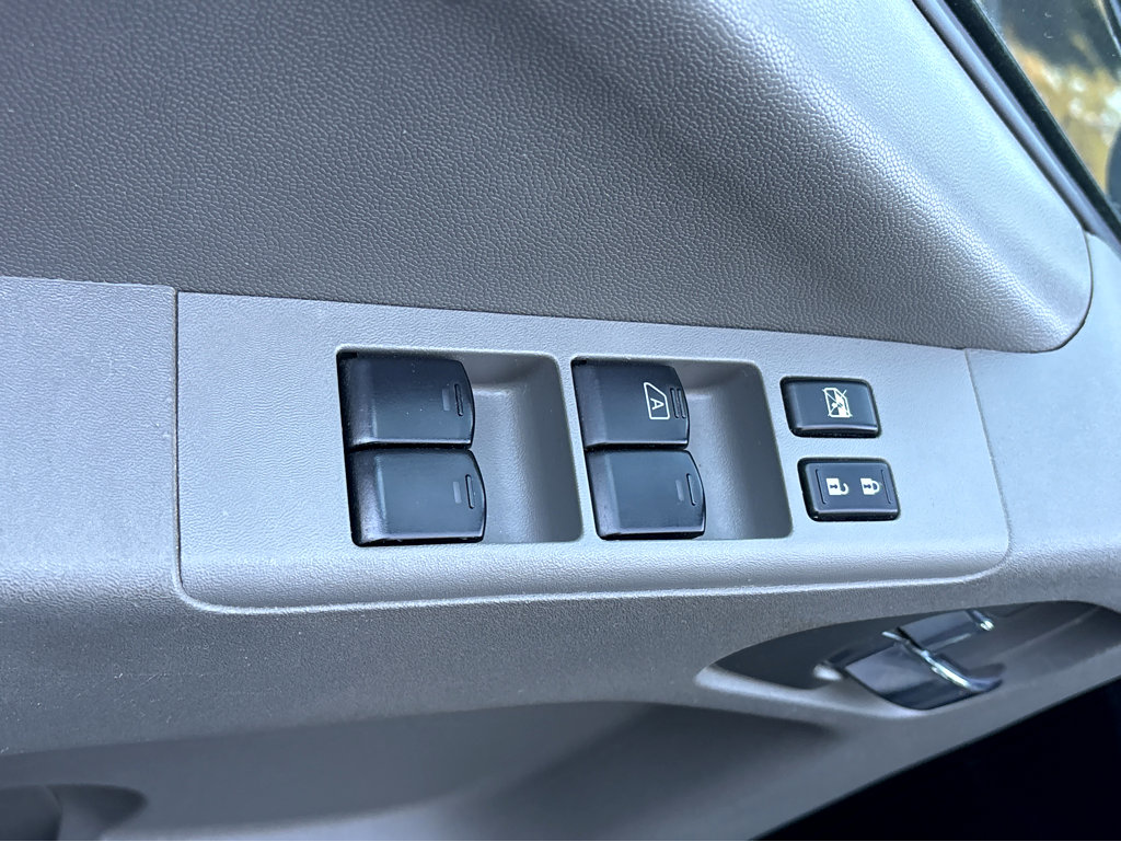 Used 2020 Nissan Frontier SV image 22