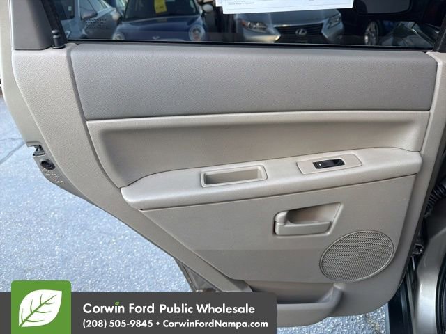 Used 2006 Jeep Grand Cherokee Laredo image 28