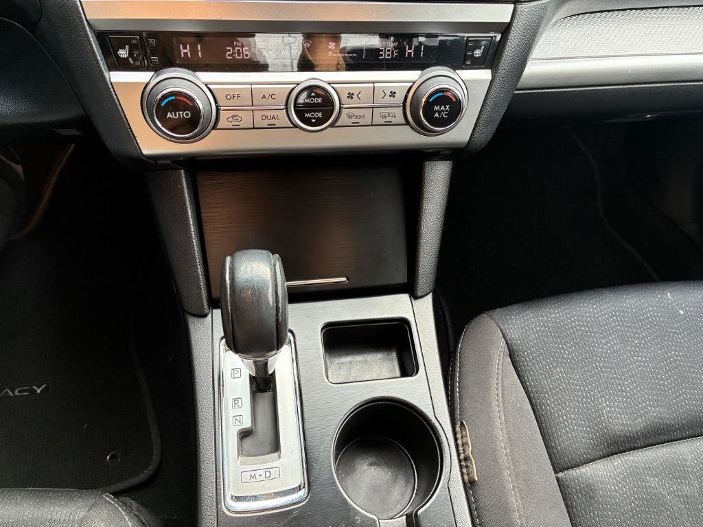 Used 2017 Subaru Legacy 2.5i Premium image 16
