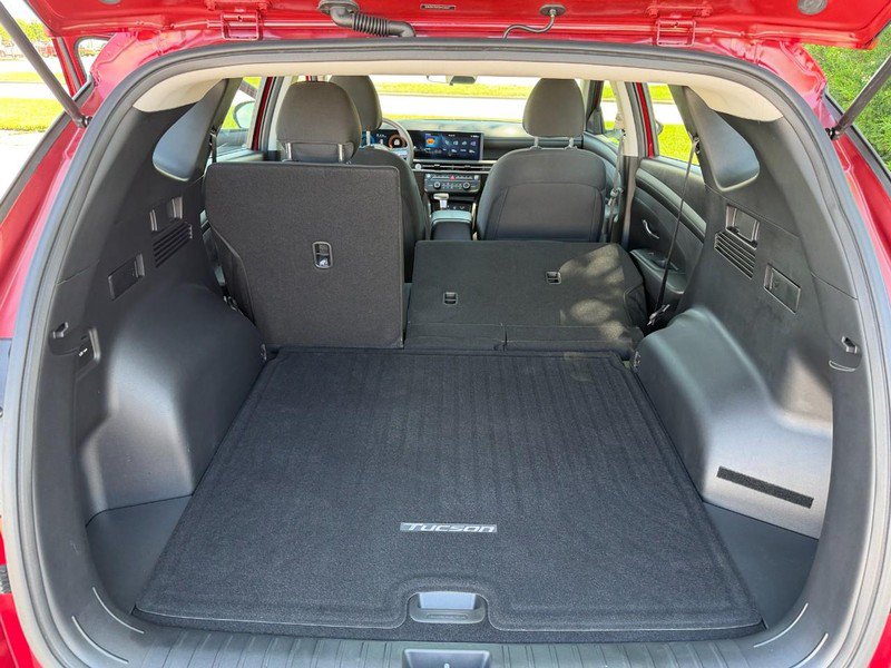 Used 2025 Hyundai Tucson SE FWD image 15