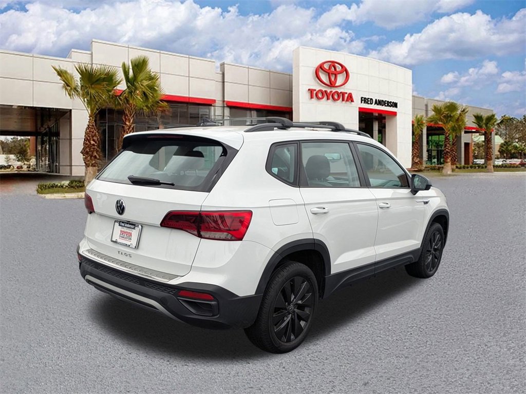 Used 2022 Volkswagen Taos S w/ IQ Drive S Package image 4