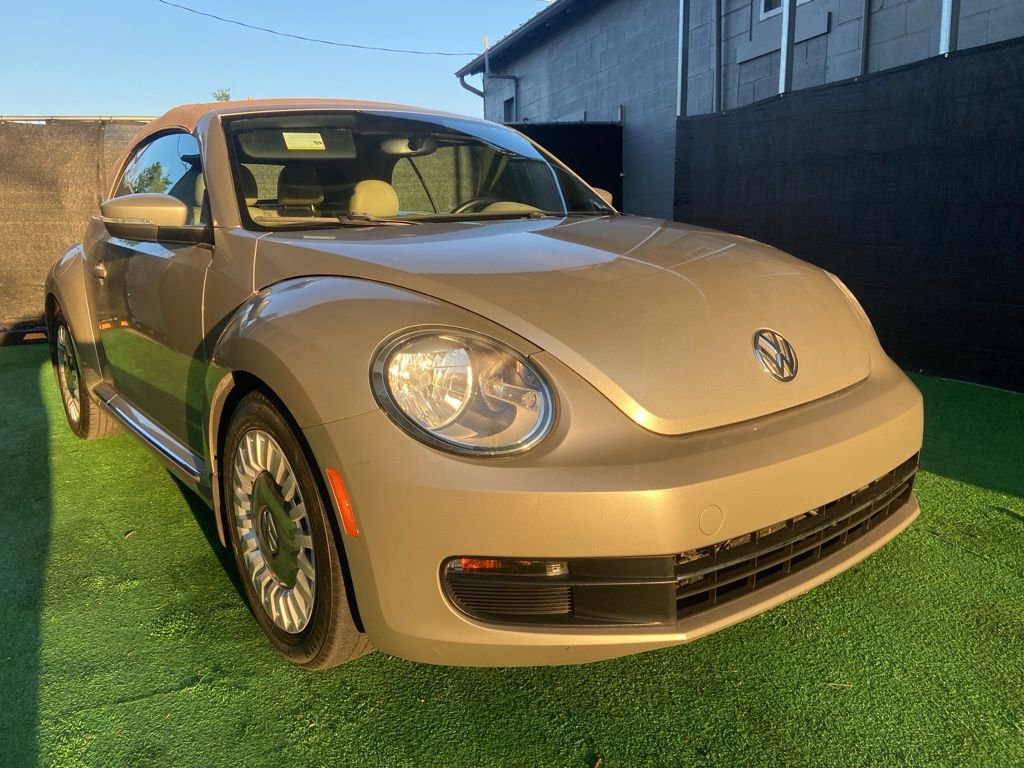 Used 2013 Volkswagen Beetle 2.5