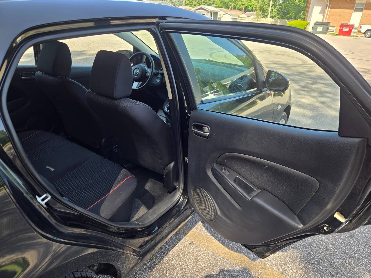 Used 2012 MAZDA MAZDA2 Touring FWD image 28