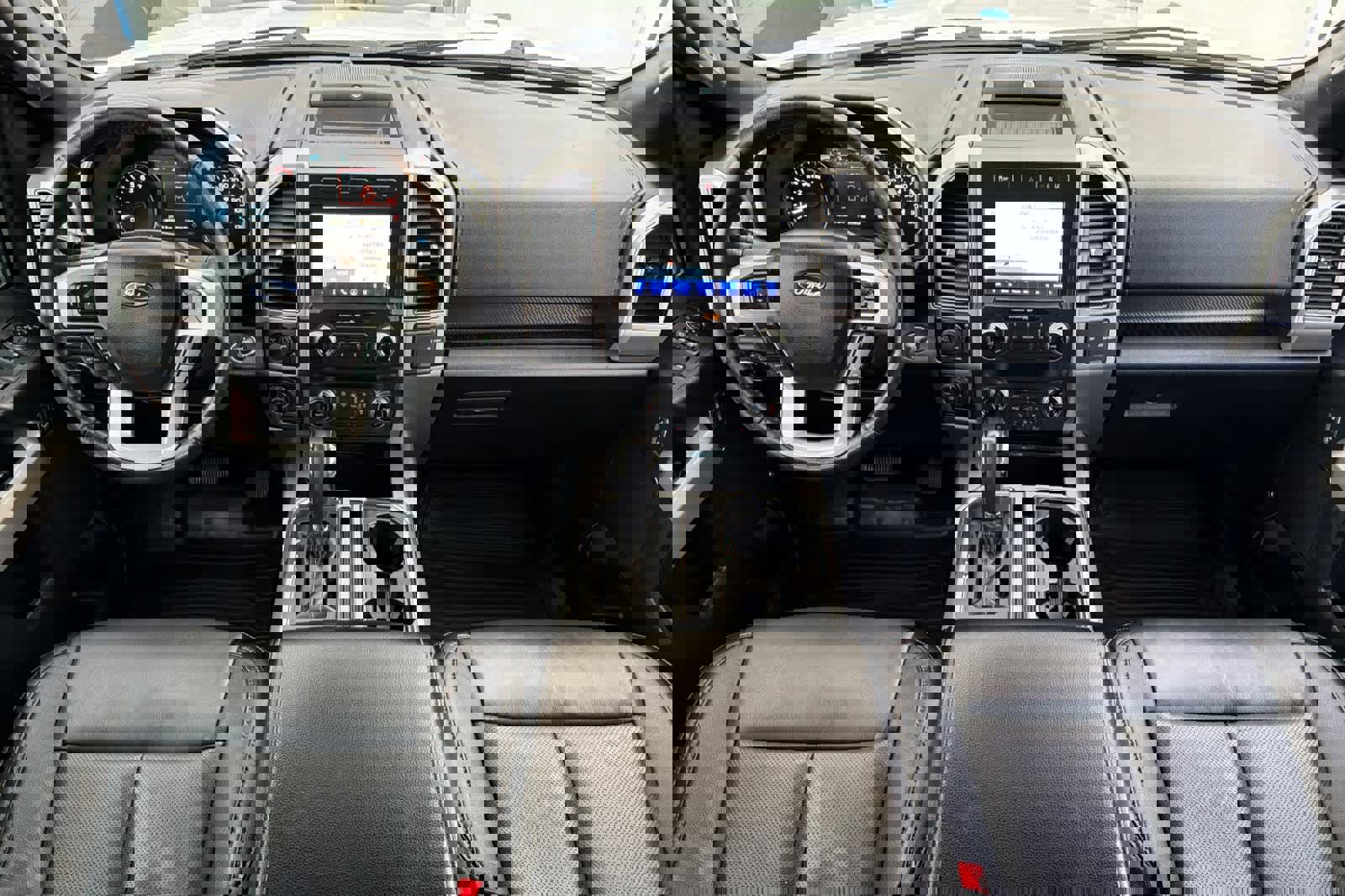 Used 2020 Ford F150 Lariat w/ Equipment Group 502A Luxury image 3