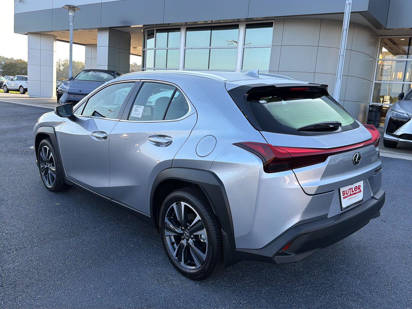 New 2026 Lexus UX 300h FWD w/ Accessory Package (Z2) image 4