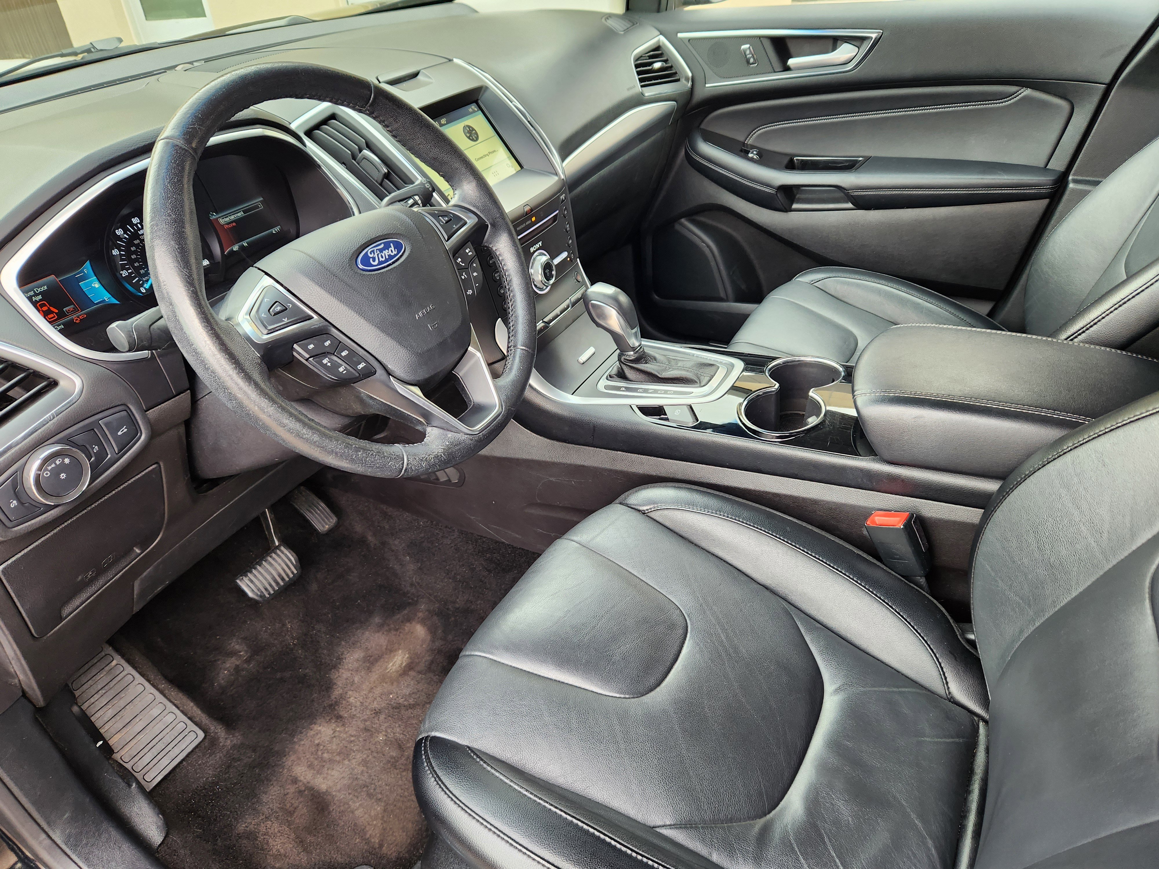 Used 2018 Ford Edge Titanium image 8