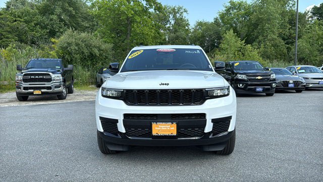 Certified 2025 Jeep Grand Cherokee L Altitude AWD/4WD image 3