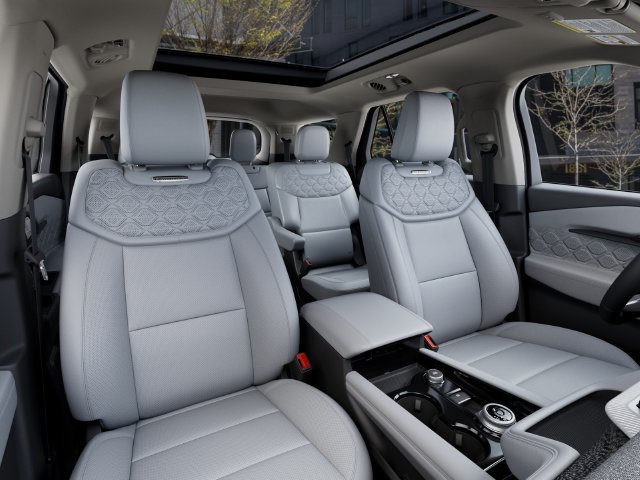 New 2027 Ford Explorer Platinum w/ 3.0L Ultimate Package AWD/4WD image 12