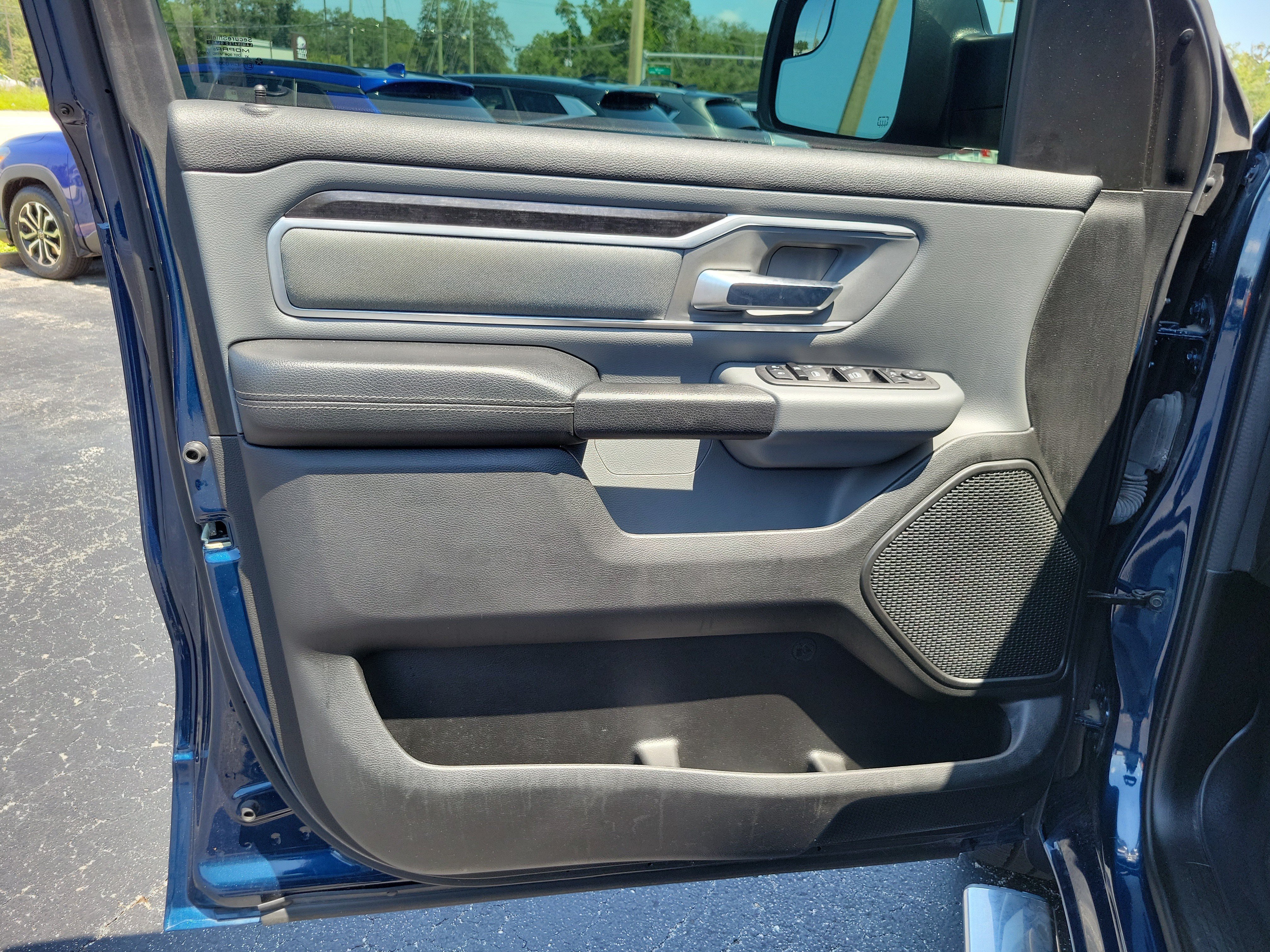 Used 2023 RAM 1500 Big Horn AWD/4WD image 16