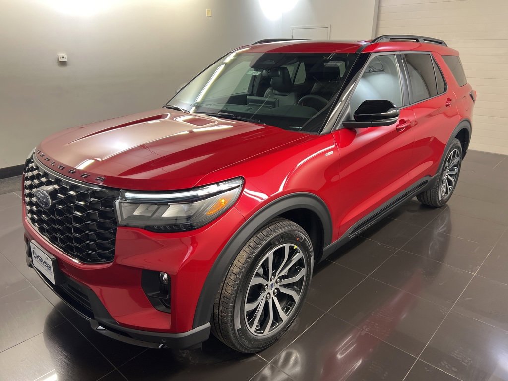 New 2026 Ford Explorer ST-Line image 3